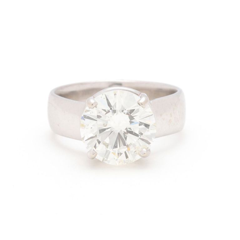 14k White Gold Diamond Ring