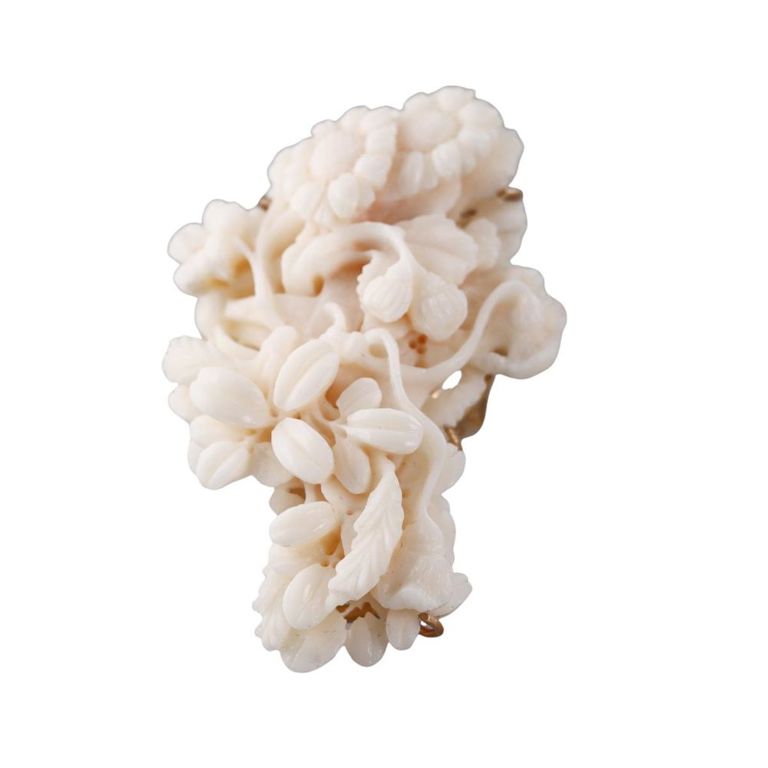 14k Gold Carved Coral Flower Ring