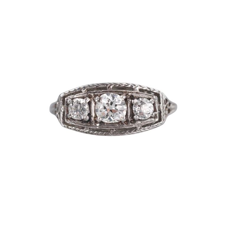 18k Gold Diamond Filigree Ring