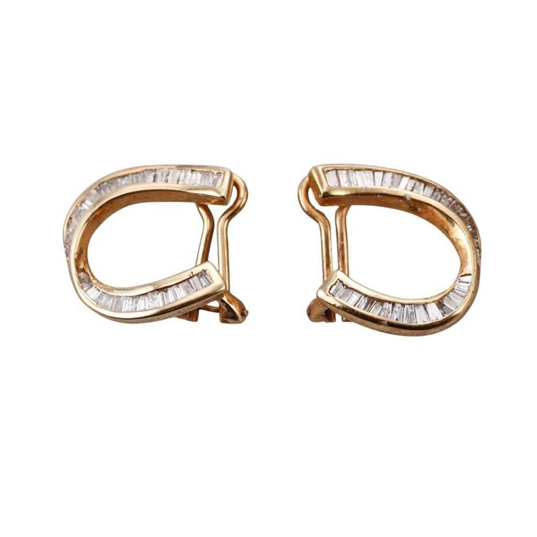 18k Gold Baguette Diamond Earrings