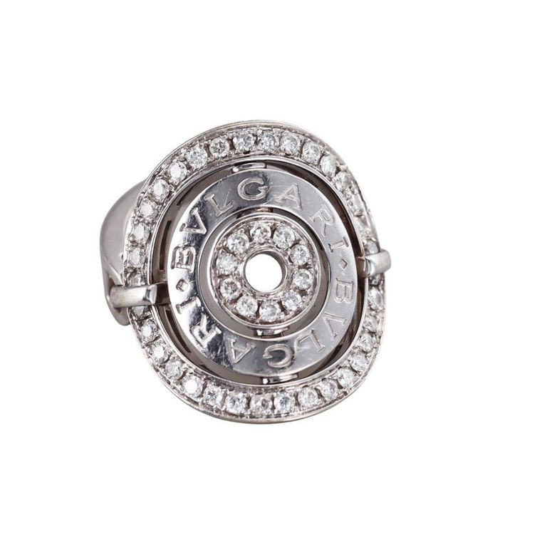 18k Gold Diamond Ring