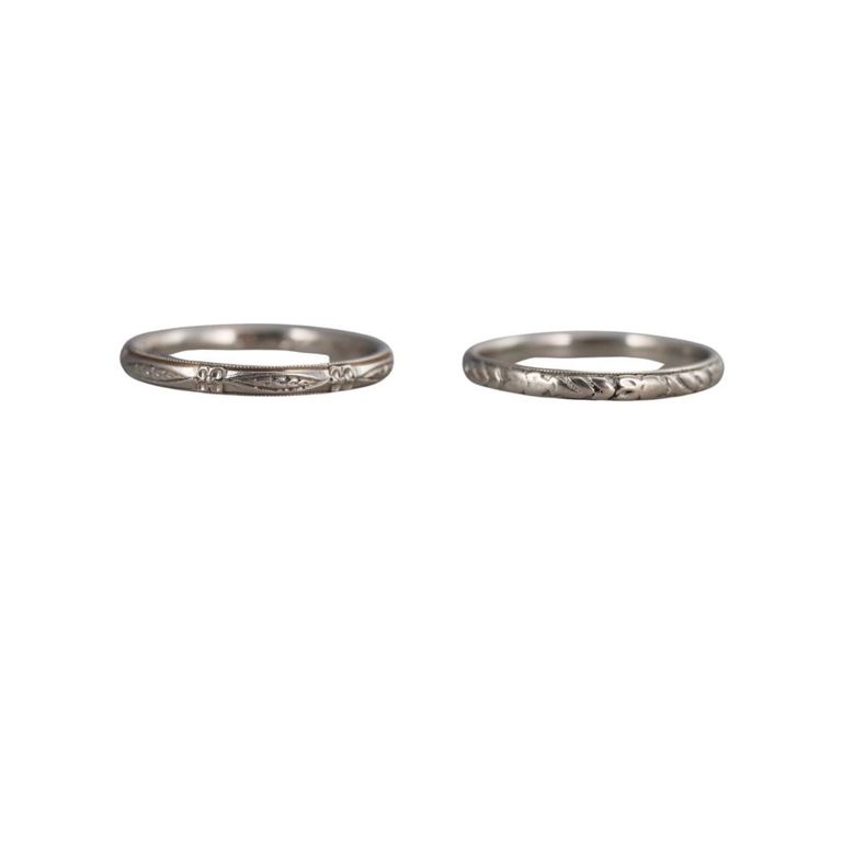 Set of 2 18k Gold Wedding Band Rings