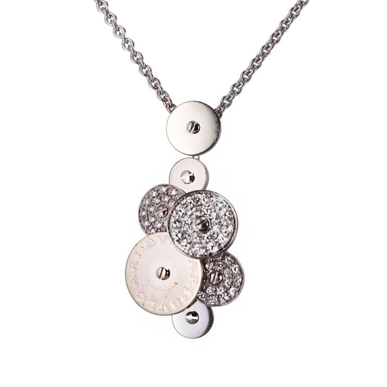 18k Gold Diamond Pendant Necklace