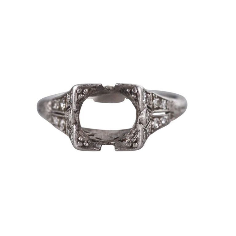Platinum Diamond Engagement Ring Mounting