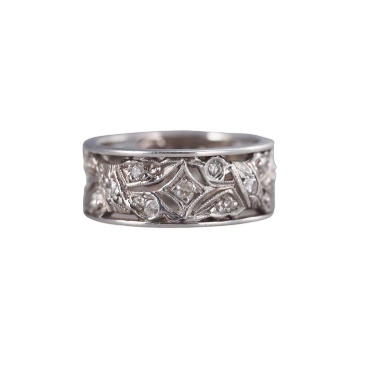 Platinum Diamond Eternity Band Ring