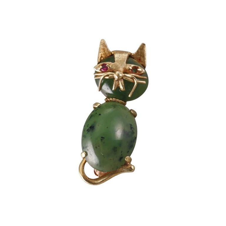 18k Gold Nephrite and Ruby Cat Brooch