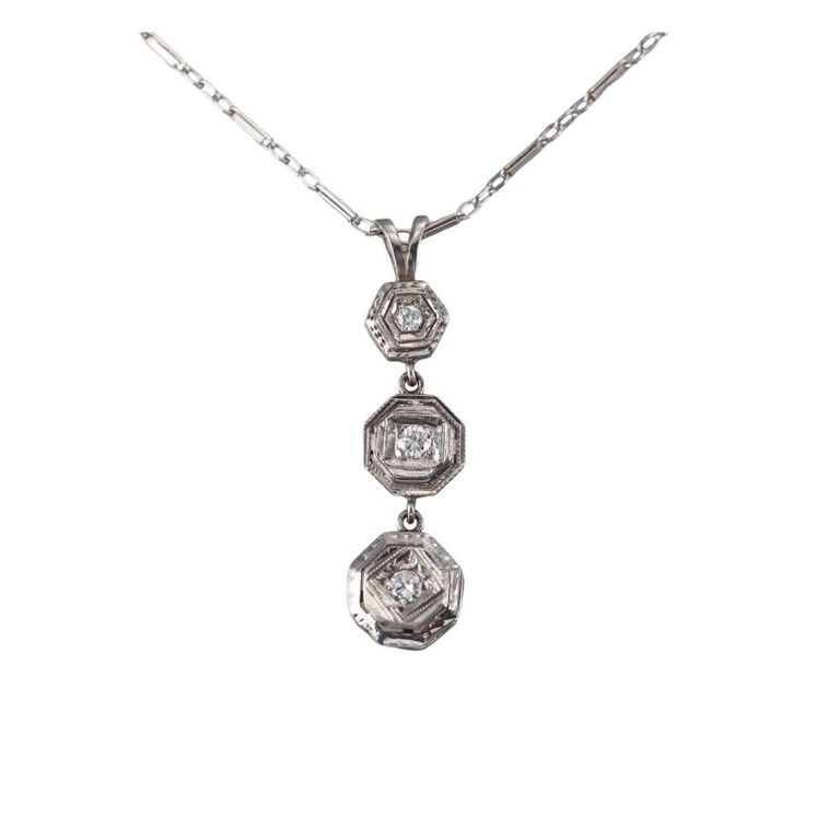 14k Gold Diamond Pendant Necklace