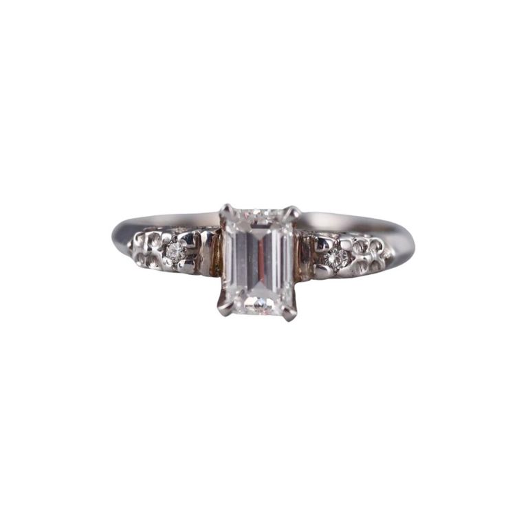 18k Gold Diamond Engagement Ring