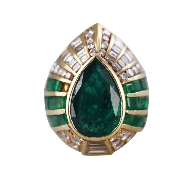 18k Gold Diamond and Emerald Cocktail Ring