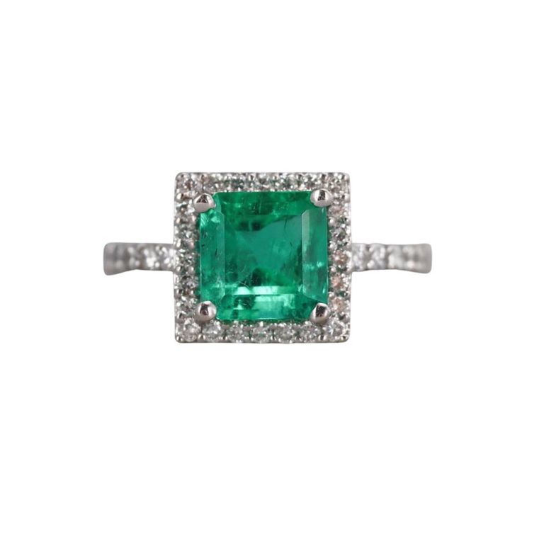 18k Gold Emerald and Diamond Ring