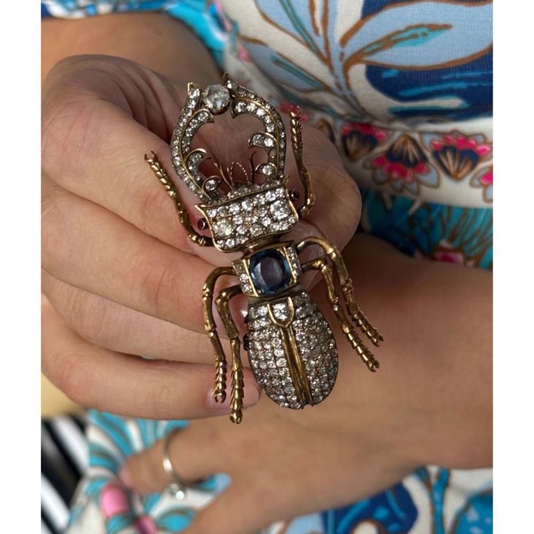 14k Gold Diamond and Sapphire Scarab Brooch