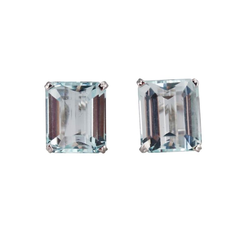18k White Gold Aquamarine Earrings