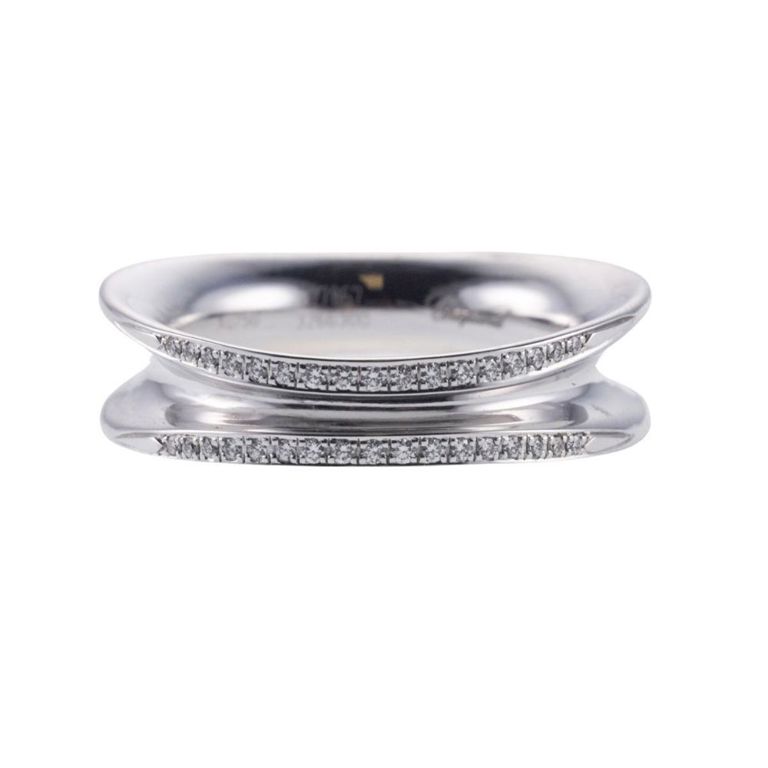 18k Gold Diamond Band Ring
