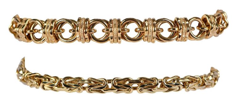Pair of 18k Gold Bracelets