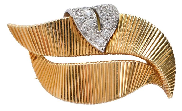 18k Gold Diamond Fur Clip