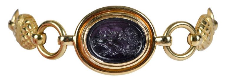 18k Gold Molded Glass Intaglio Bracelet