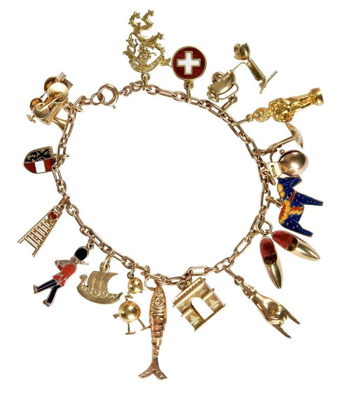14k Gold Charm Bracelet with 17 Charms