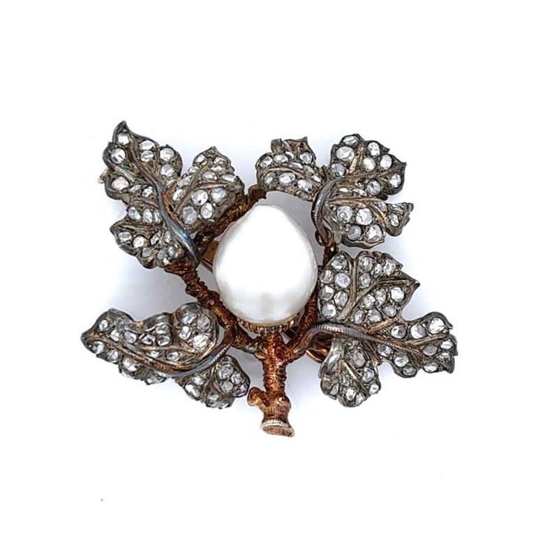 18k Yellow Gold Diamond and Pearl Flower Brooch