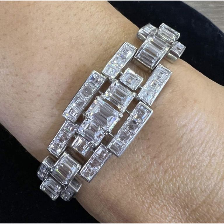 Platinum Diamond and Emerald Bracelet