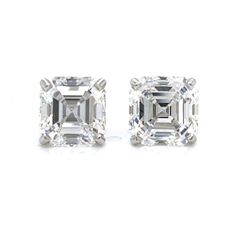 14k White Gold Diamond Stud Earrings