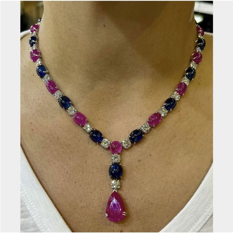 18k White Gold Gemstone Pendant Necklace