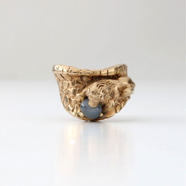 14k Yellow Gold Star Sapphire Lion Ring
