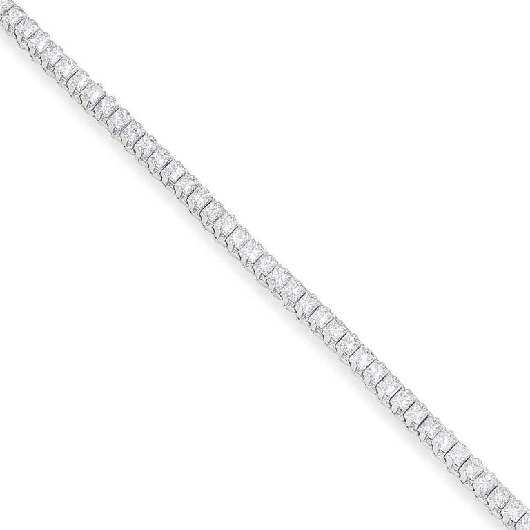 14k White Gold Diamond Line Bracelet