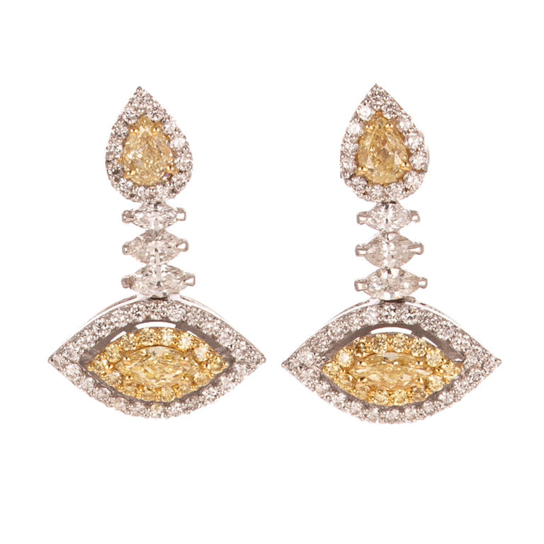 18k White Gold Diamond Earrings