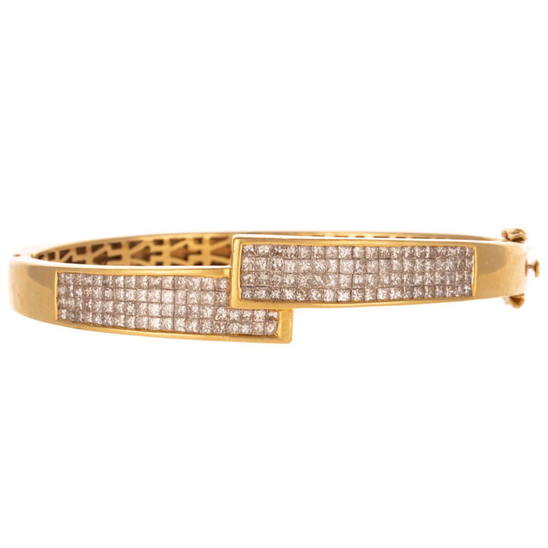 18k Yellow Gold Diamond Hinged Bracelet