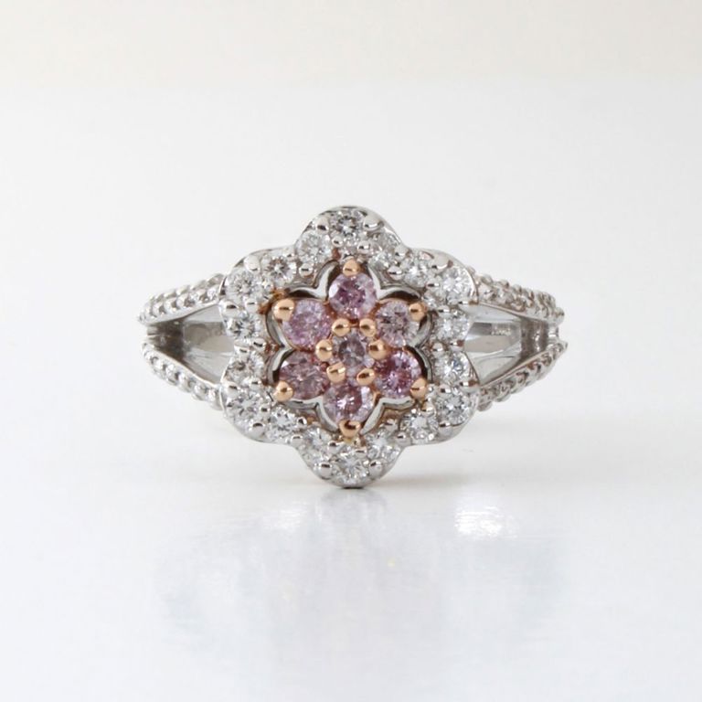 18k White Gold Diamond Ring