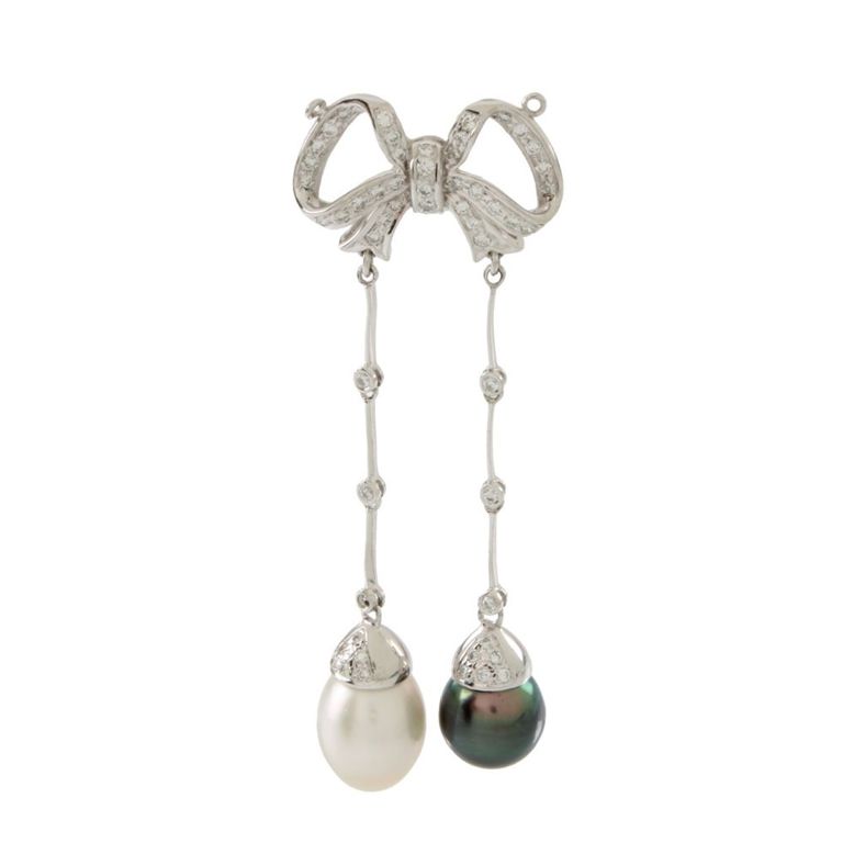 18k White Gold Pearl and Diamond Pendant
