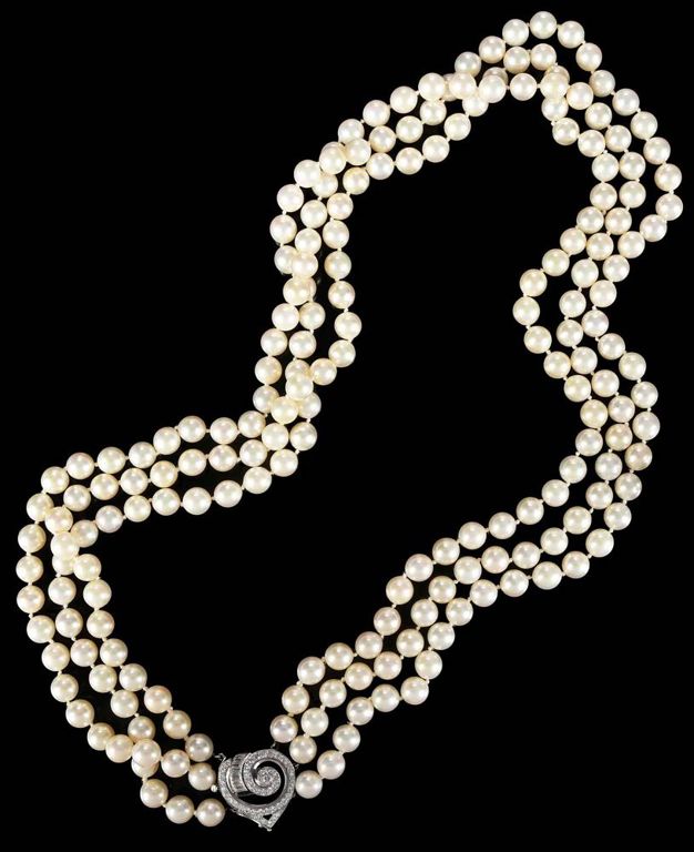 14k White Gold Pearl and Diamond Necklace