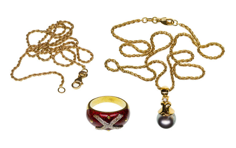 18k Yellow Gold Jewelry Assortment