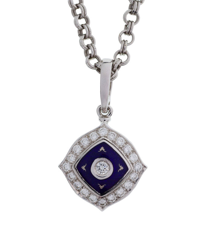 18k White Gold Diamond Pendant Necklace