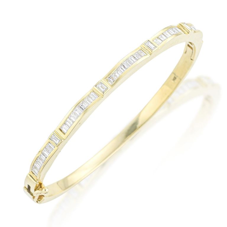 14k Yellow Gold Diamond Bangle