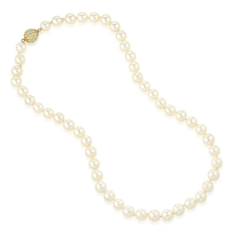 18k Yellow Gold Akoya Pearl and Diamond Necklace