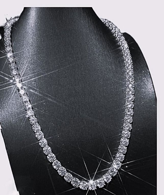 18k Gold Fire Moissanite Tennis Necklace