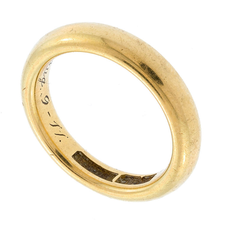 18k Gold Wedding Band