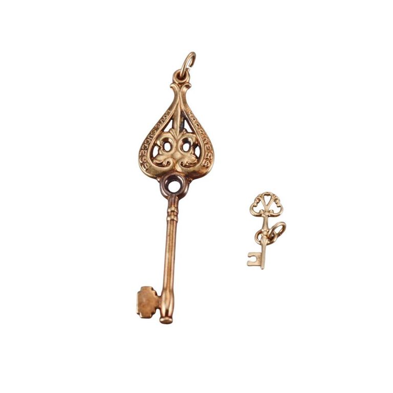 Set of 2 14k Gold Key Pendants