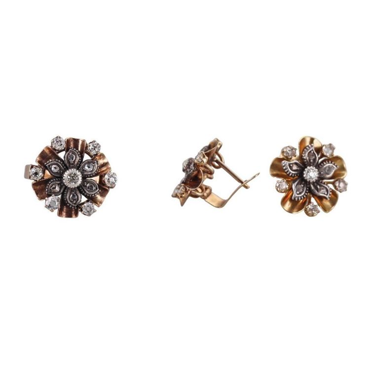 Set of 18k Gold Diamond Flower Earrings and Ring