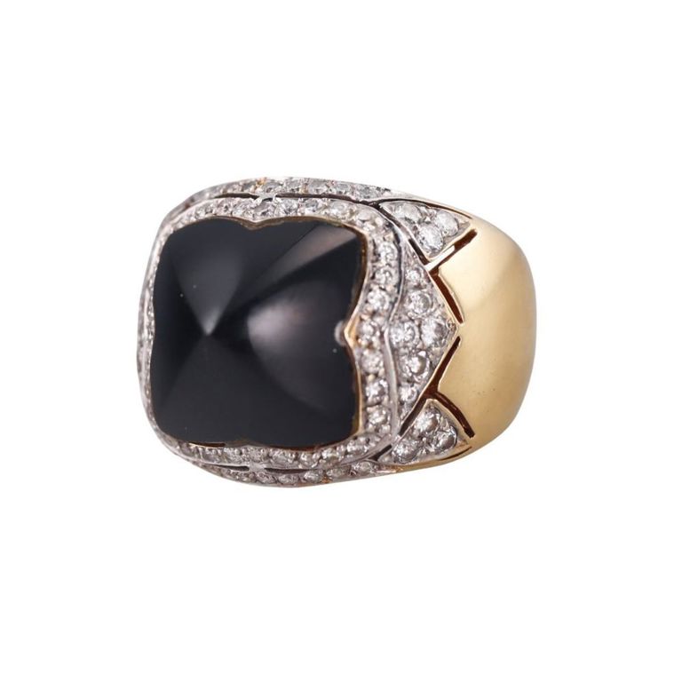 18k Gold Onyx and Diamond Ring