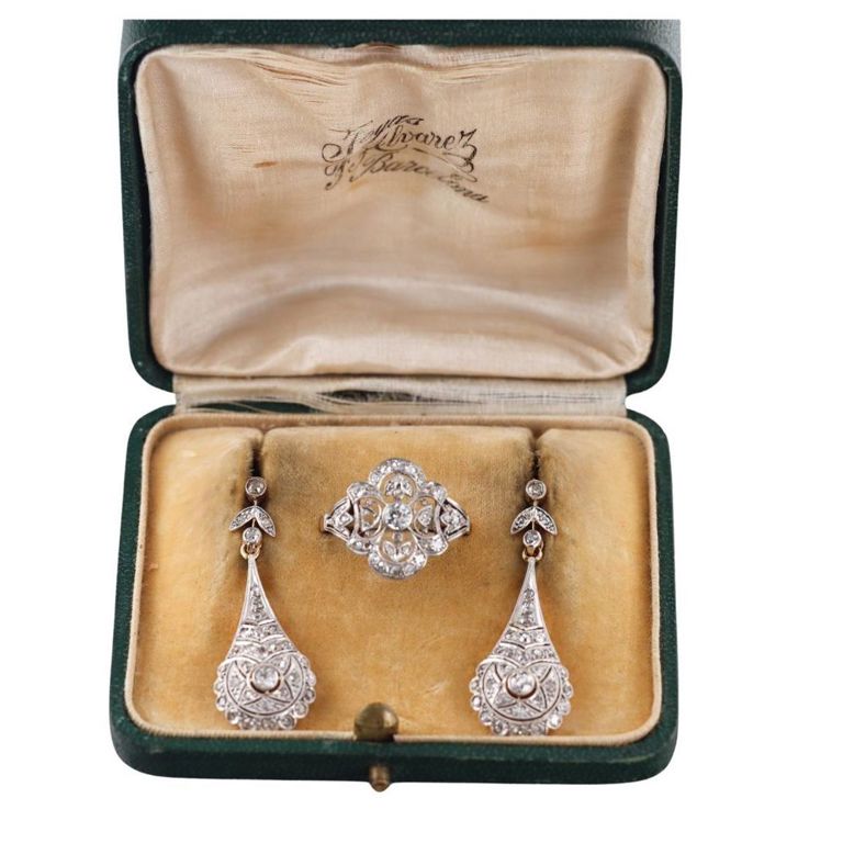 18k Gold and Platinum Diamond Jewelry Set