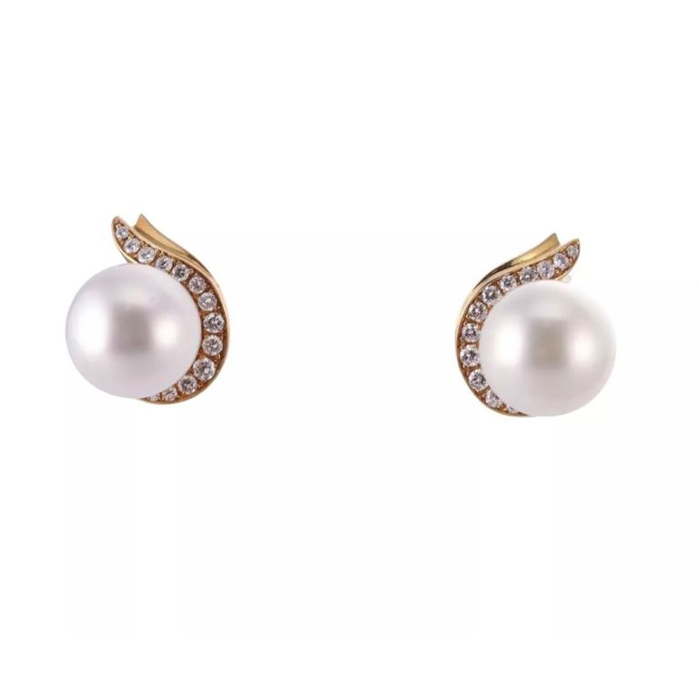 18k Gold South Sea Pearl and Diamond Earrings