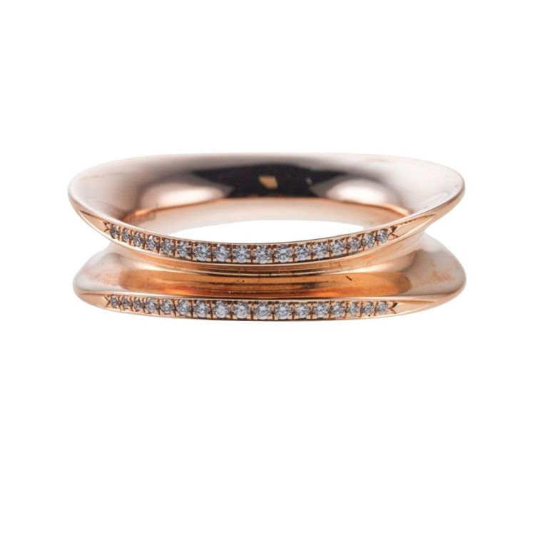 18k Gold Diamond Band Ring