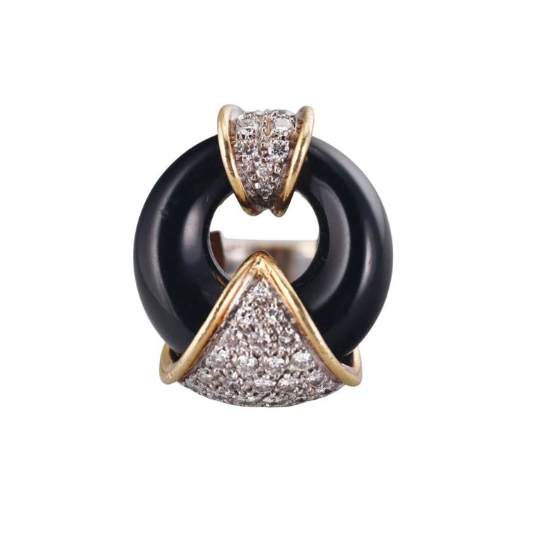 18k Gold Onyx and Diamond Ring