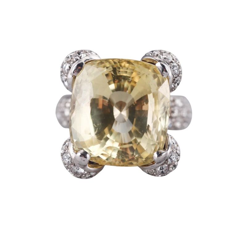 18k Gold Yellow Sapphire and Diamond Ring