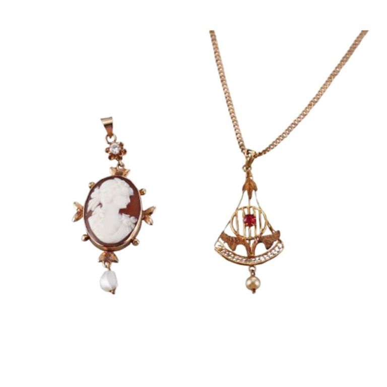 Diamond Pearl Pendant Necklace Set