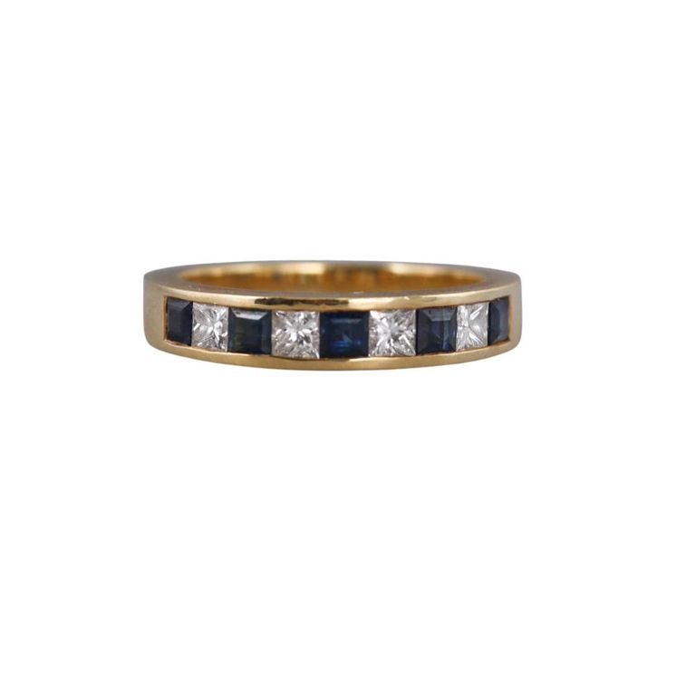 18k Gold Diamond and Sapphire Ring