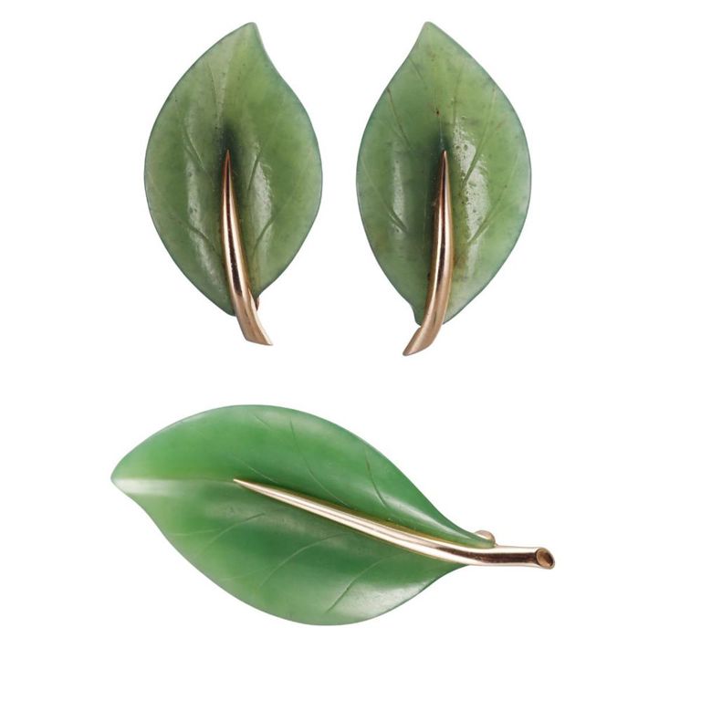 14k Gold Nephrite Leaf Jewelry Set