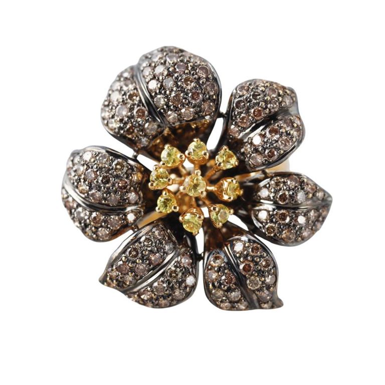 18k Gold Diamond Flower Ring
